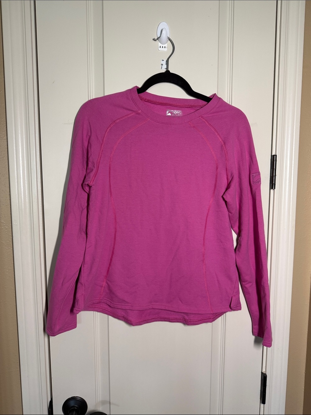 Women's Fuchsia Long-Sleeve Crew Sweatshirt